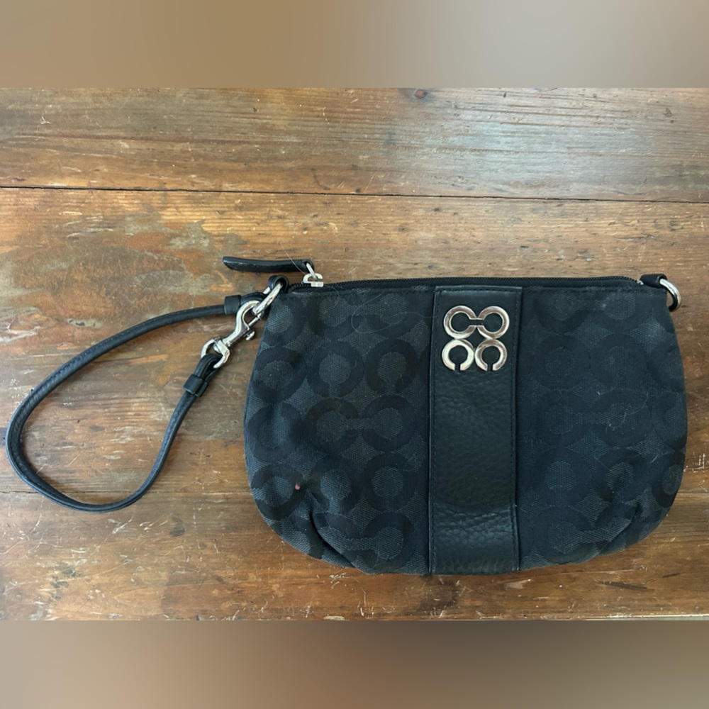 Coach Shoulder Bag/Wristlet